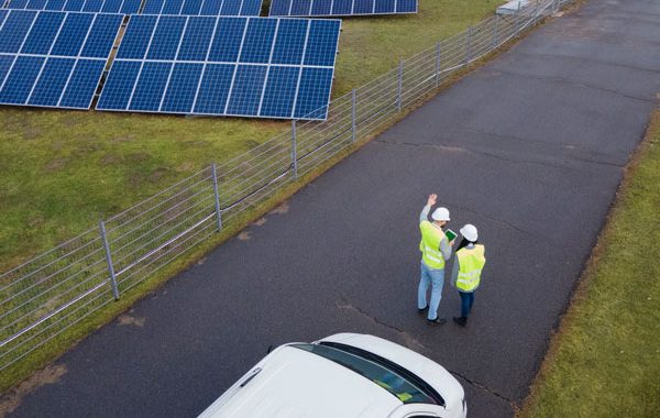 Solarbud Farmy fotowoltaiczne - Transport maszyn na teren budowy